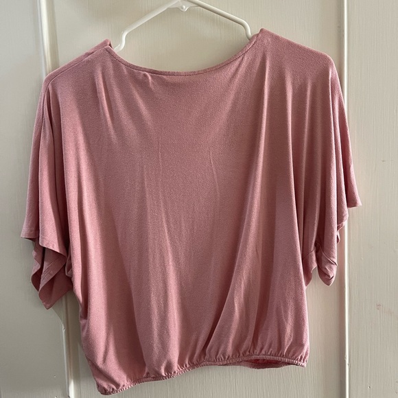 Urban outfitters flutter sleeve crop top - Picture 2 of 3